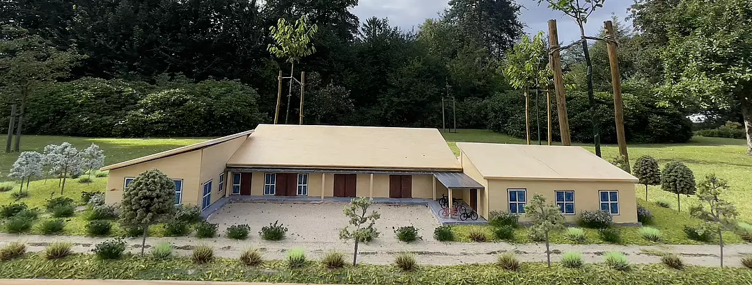 Modell des neuen Handwerksgebäudes im Maßstab 1:100